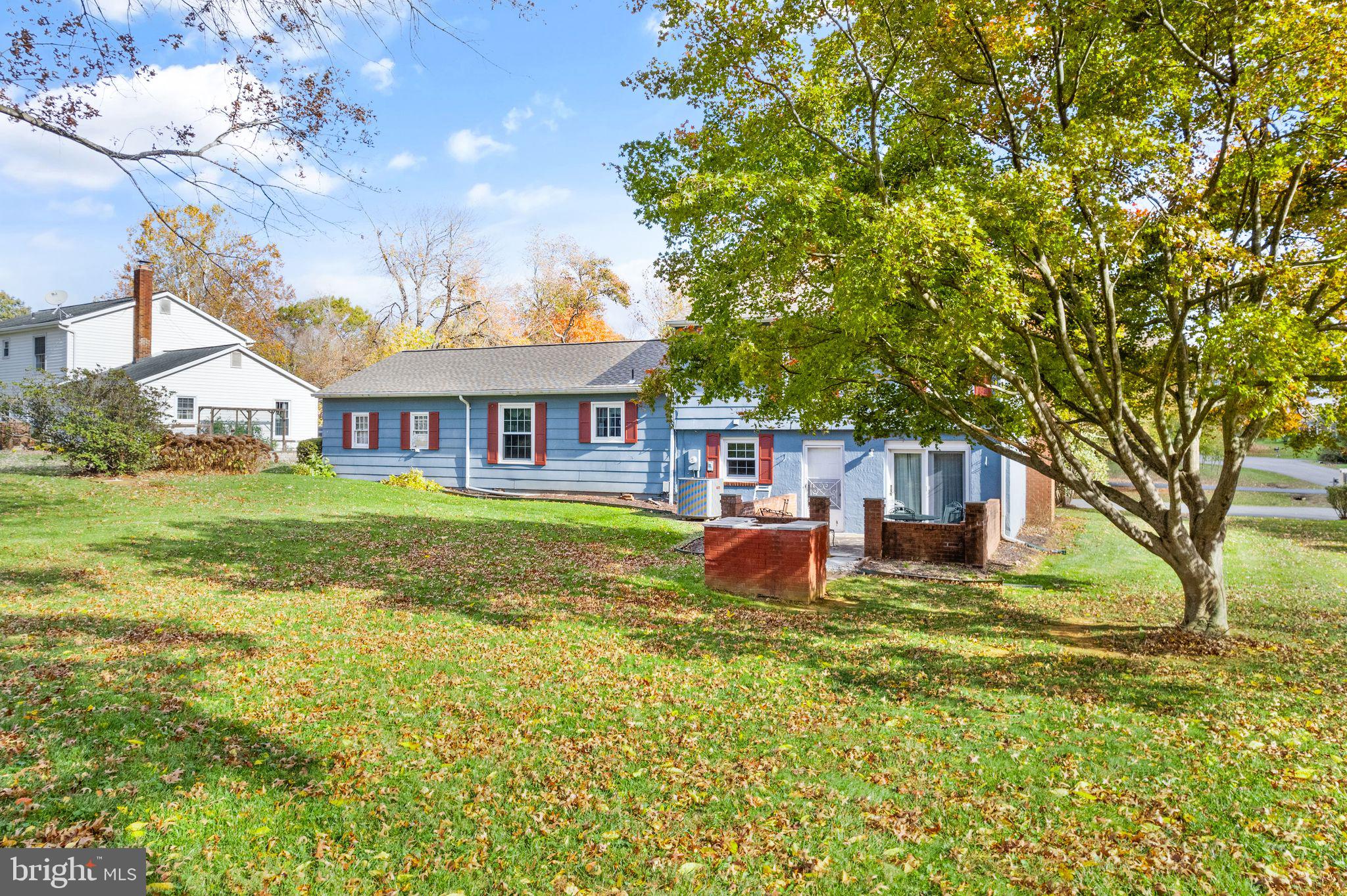 WARRENTON LAKES - Residential