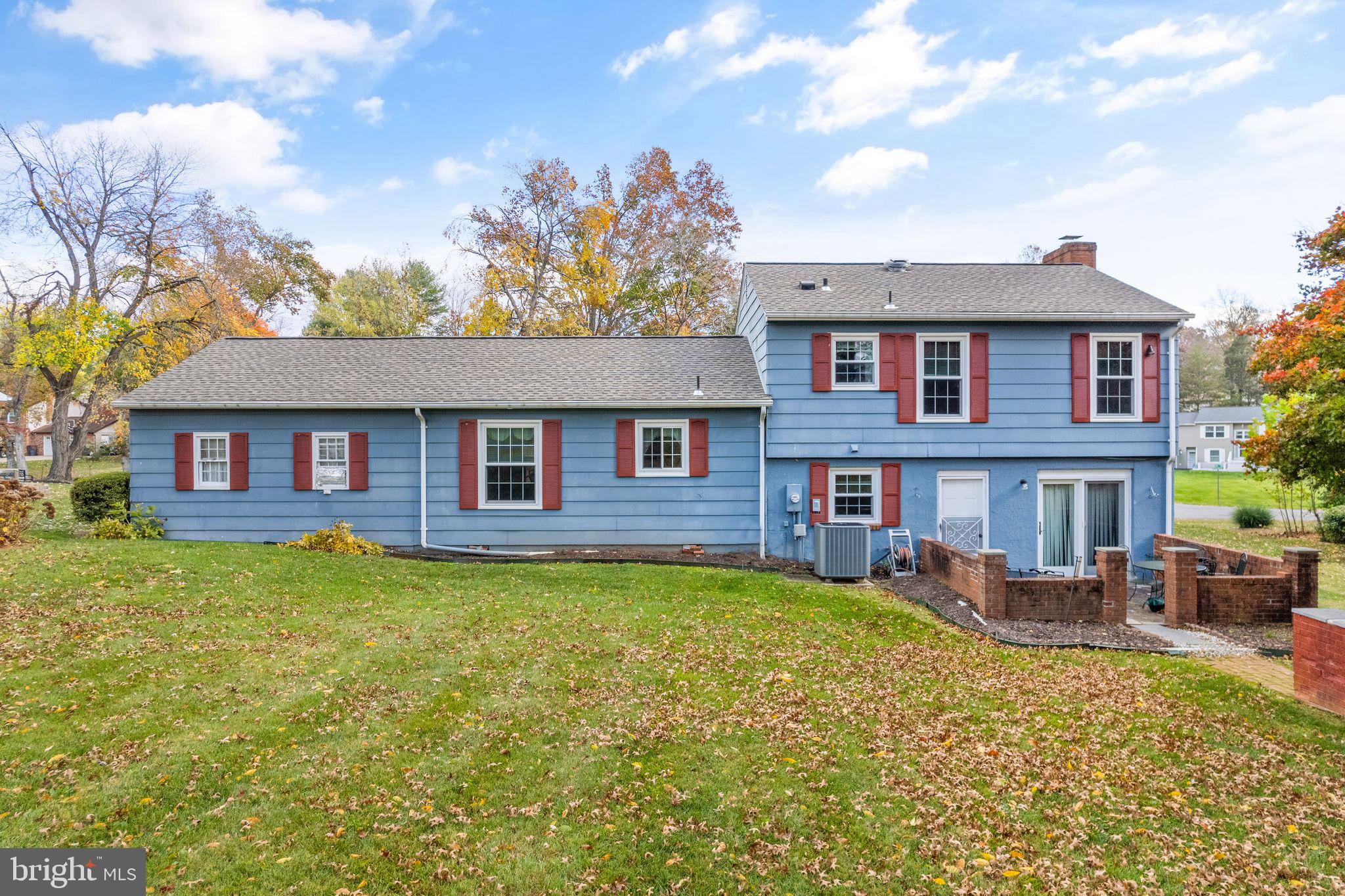 WARRENTON LAKES - Residential