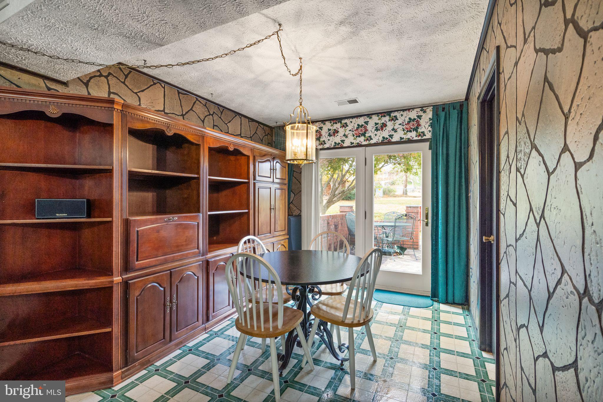 WARRENTON LAKES - Residential