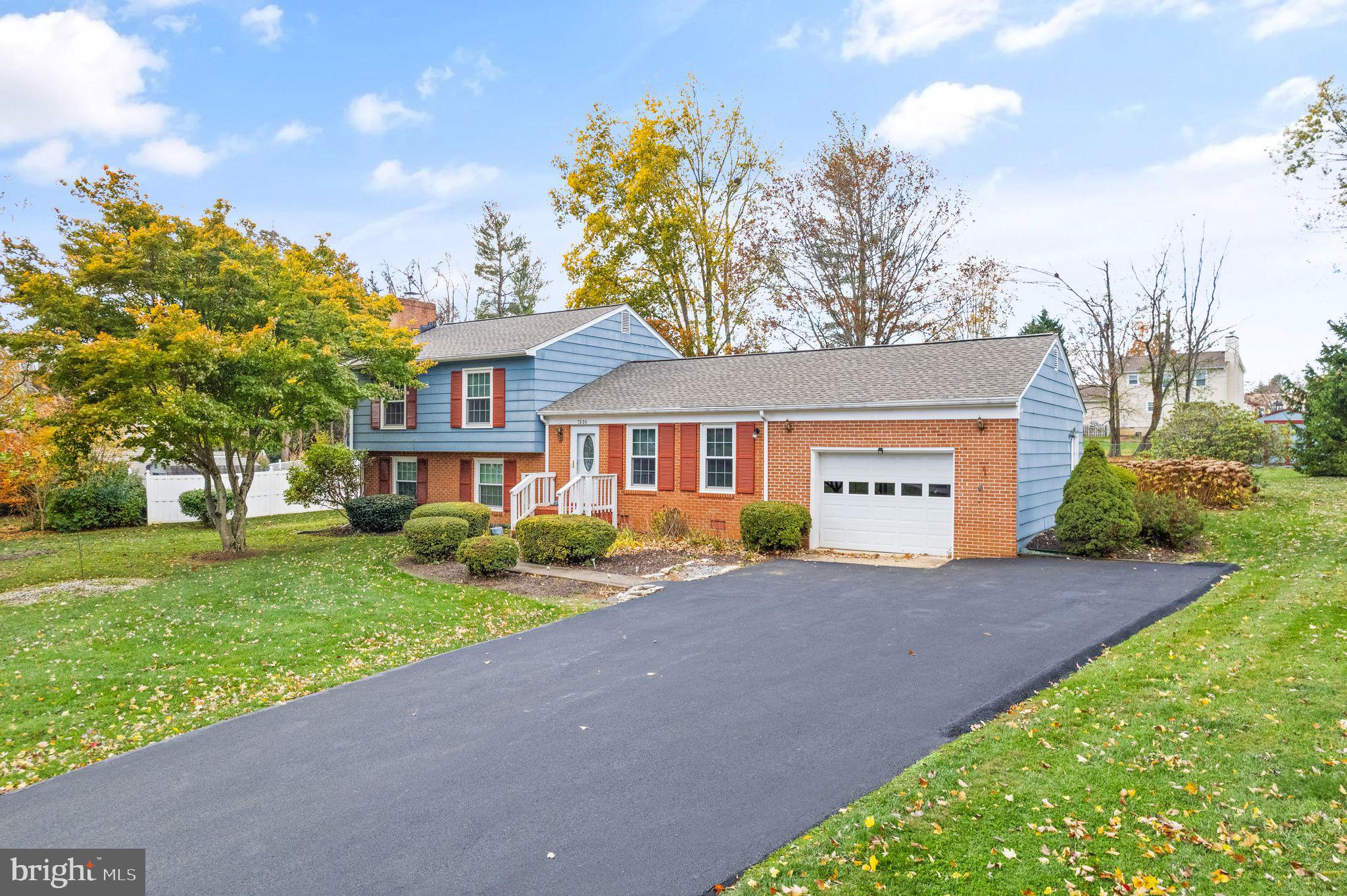 WARRENTON LAKES - Residential