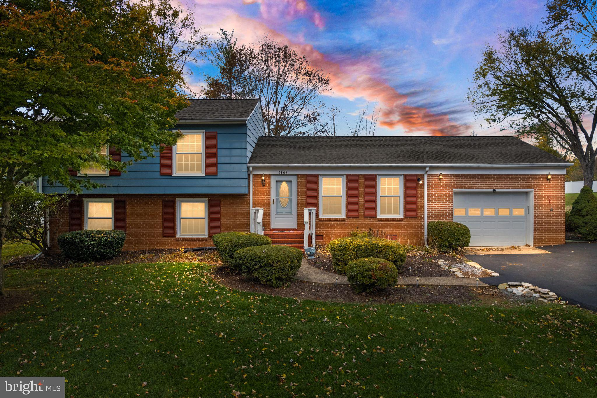 WARRENTON LAKES - Residential