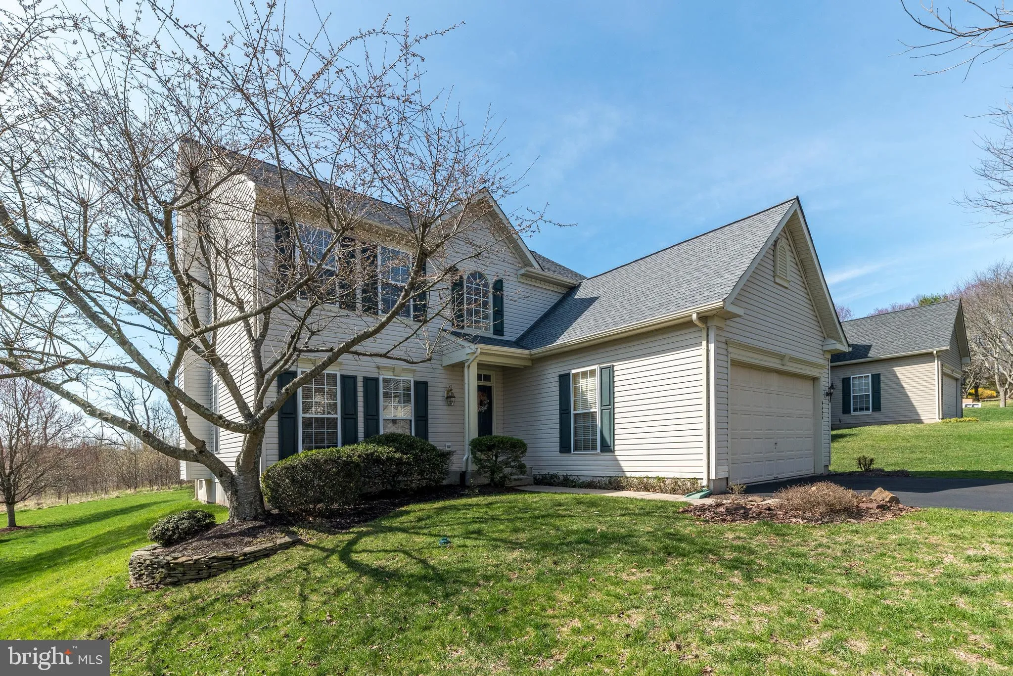 Doylestown, Pennsylvania 18902, United States, 4 Bedrooms Bedrooms, ,3 BathroomsBathrooms,Residential,Pending,100240