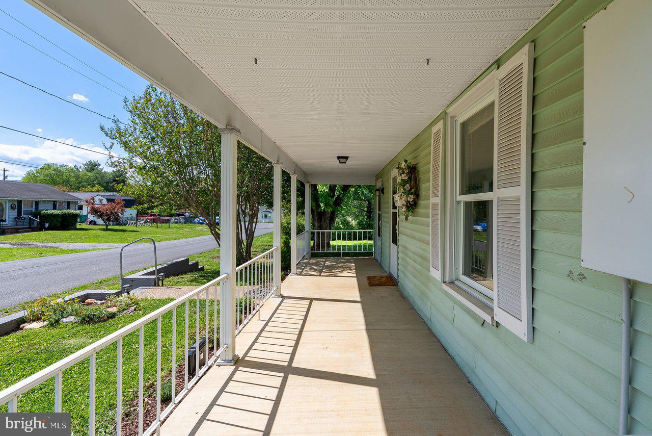 TOWN OF LURAY - Residential