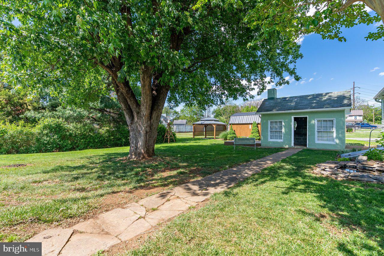 TOWN OF LURAY - Residential