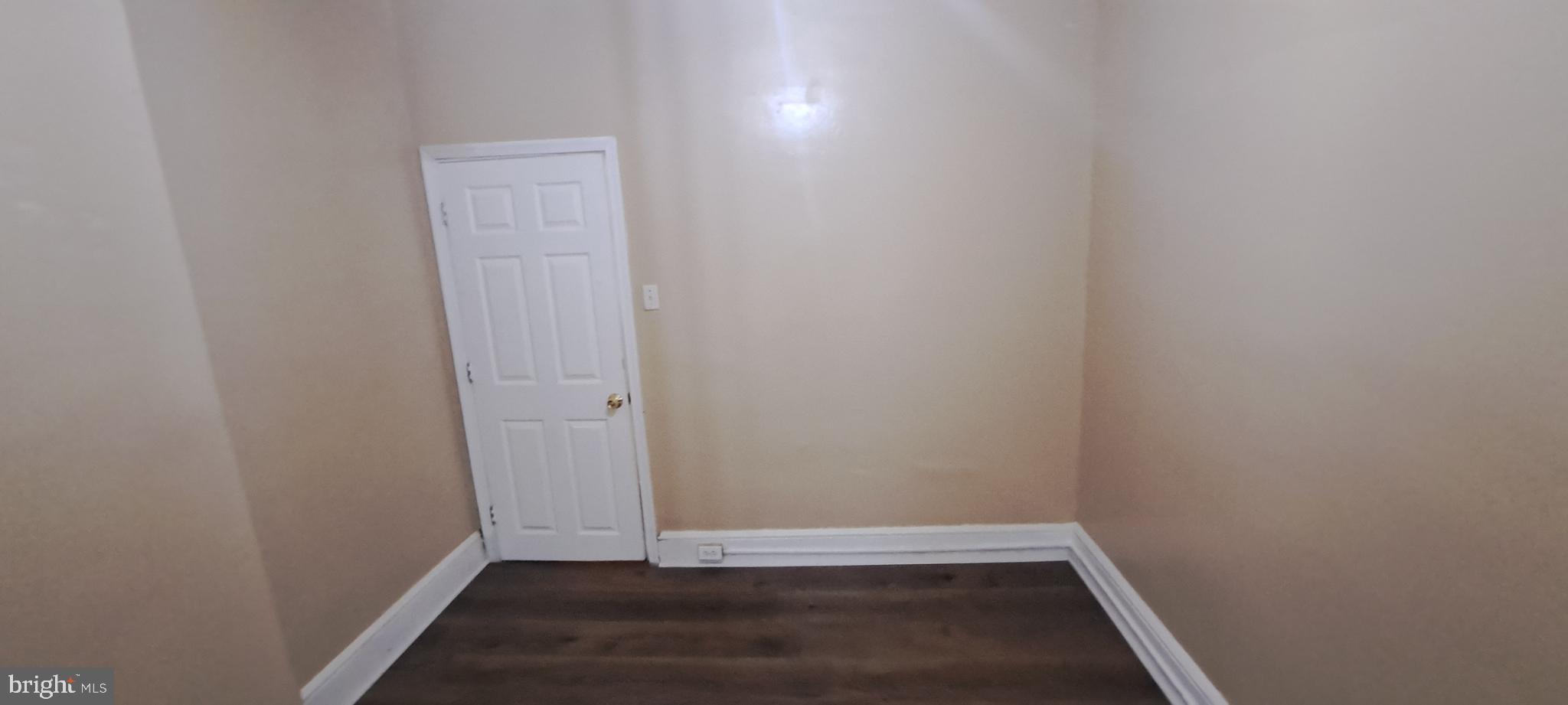 KENSINGTON - Residential