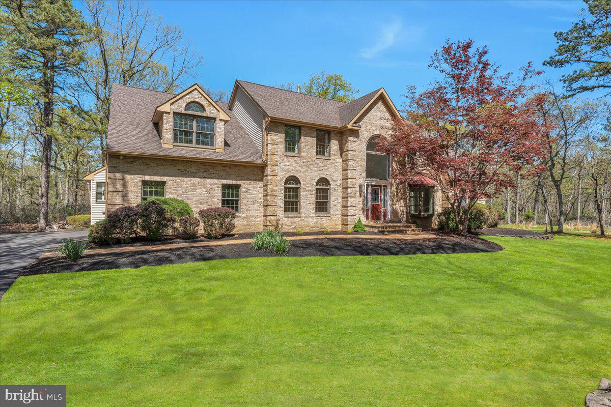 5 HAMILTON COURT
