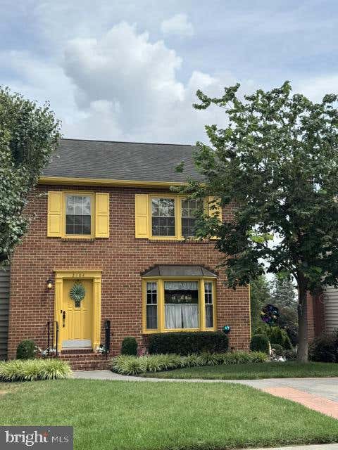 Townhouse For Sale - 2104 Stoneleigh Drive<br/> Winchester City County, WINCHESTER, VA 22601