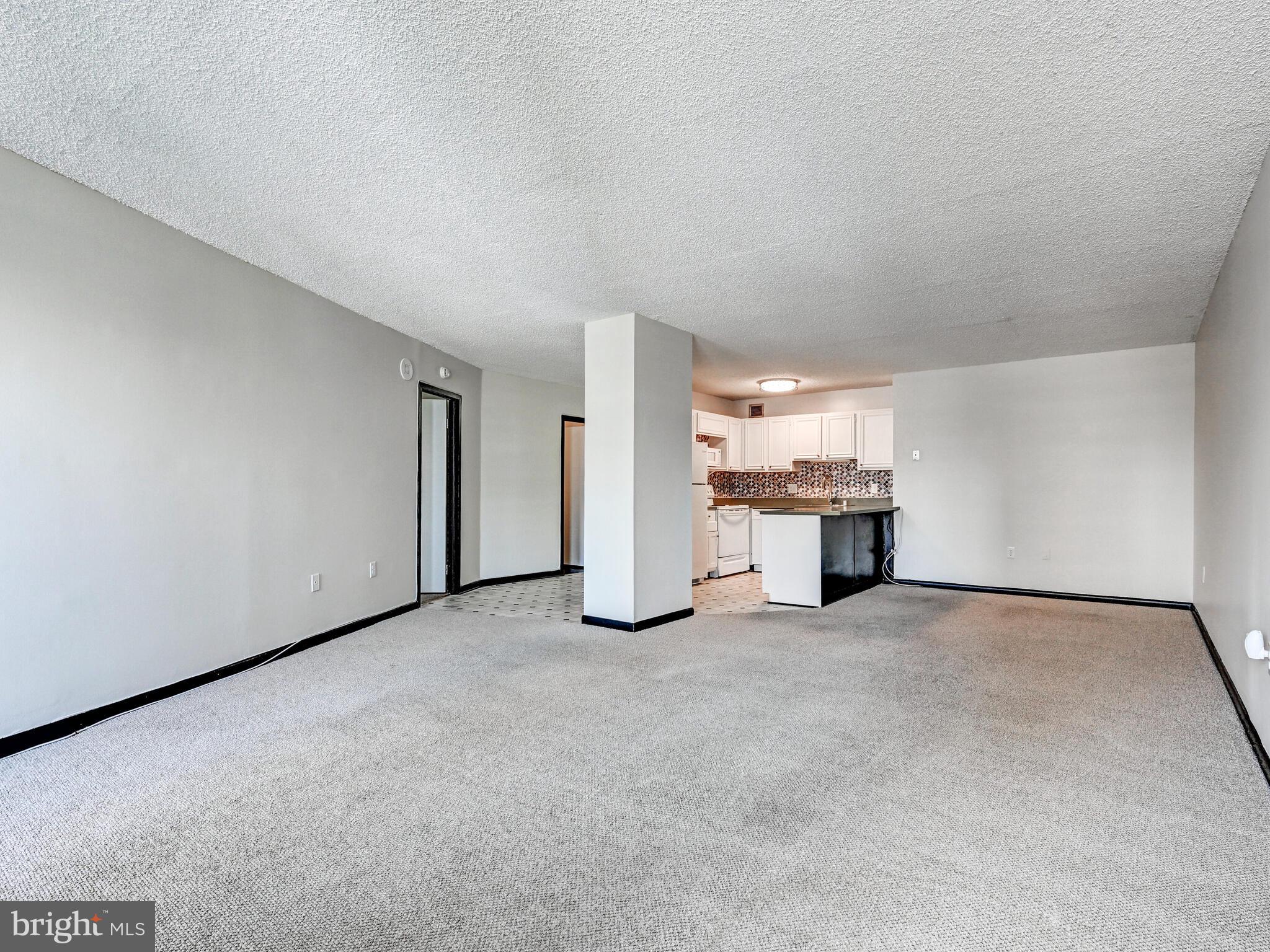 THE RIDGELY - Residential Lease