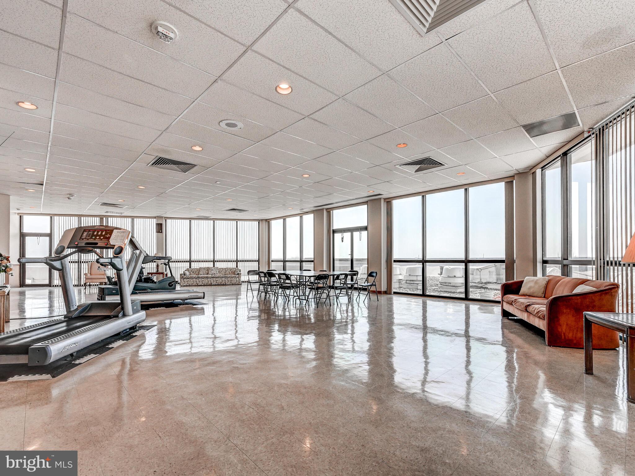 THE RIDGELY - Residential Lease