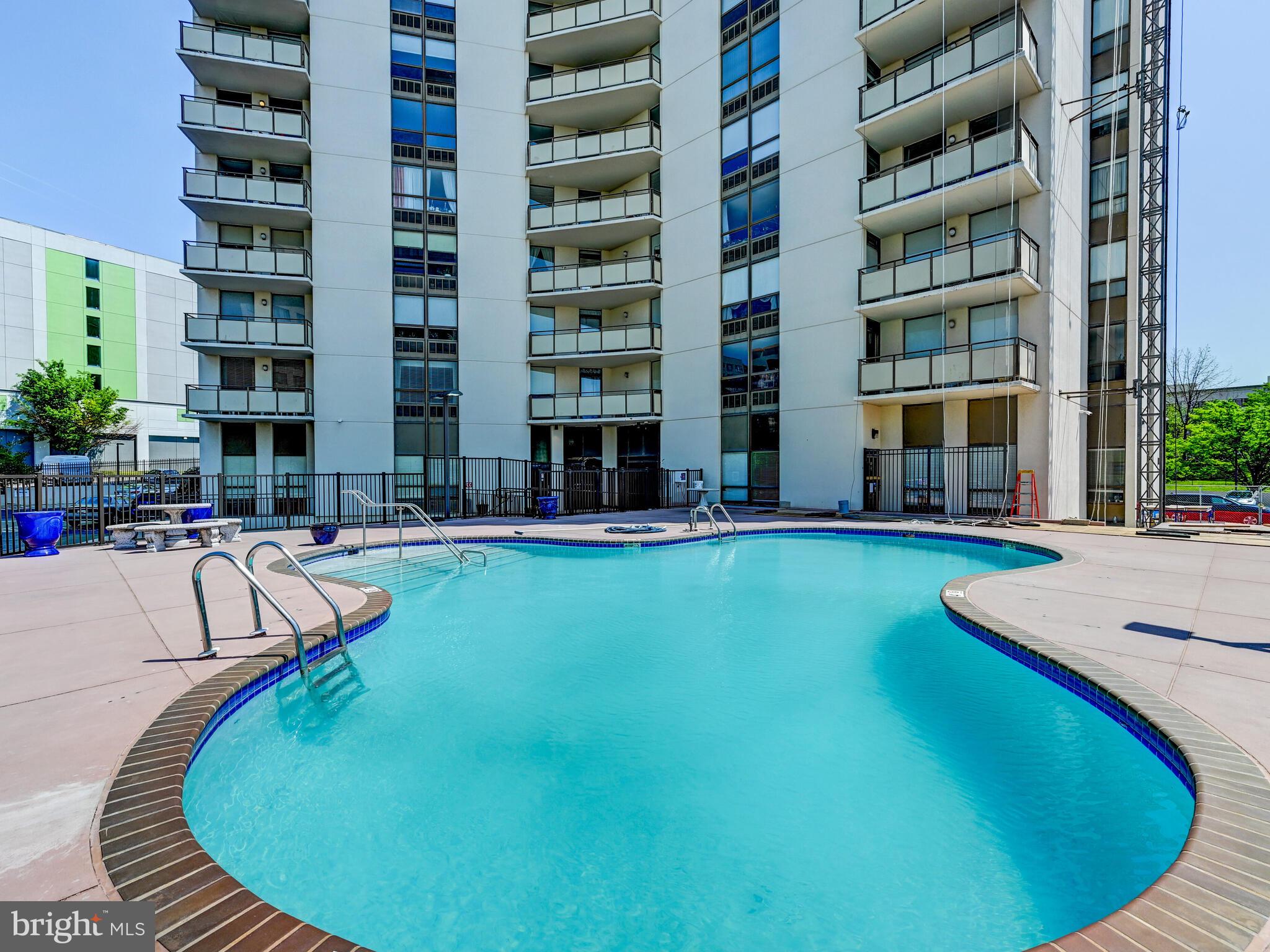 THE RIDGELY - Residential Lease