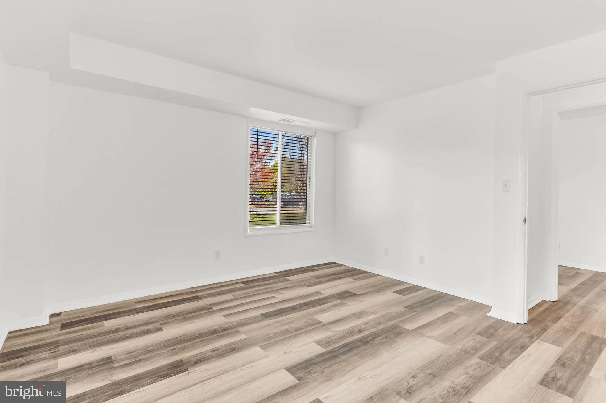 VILLAGE OF WILDE LAKE - Residential