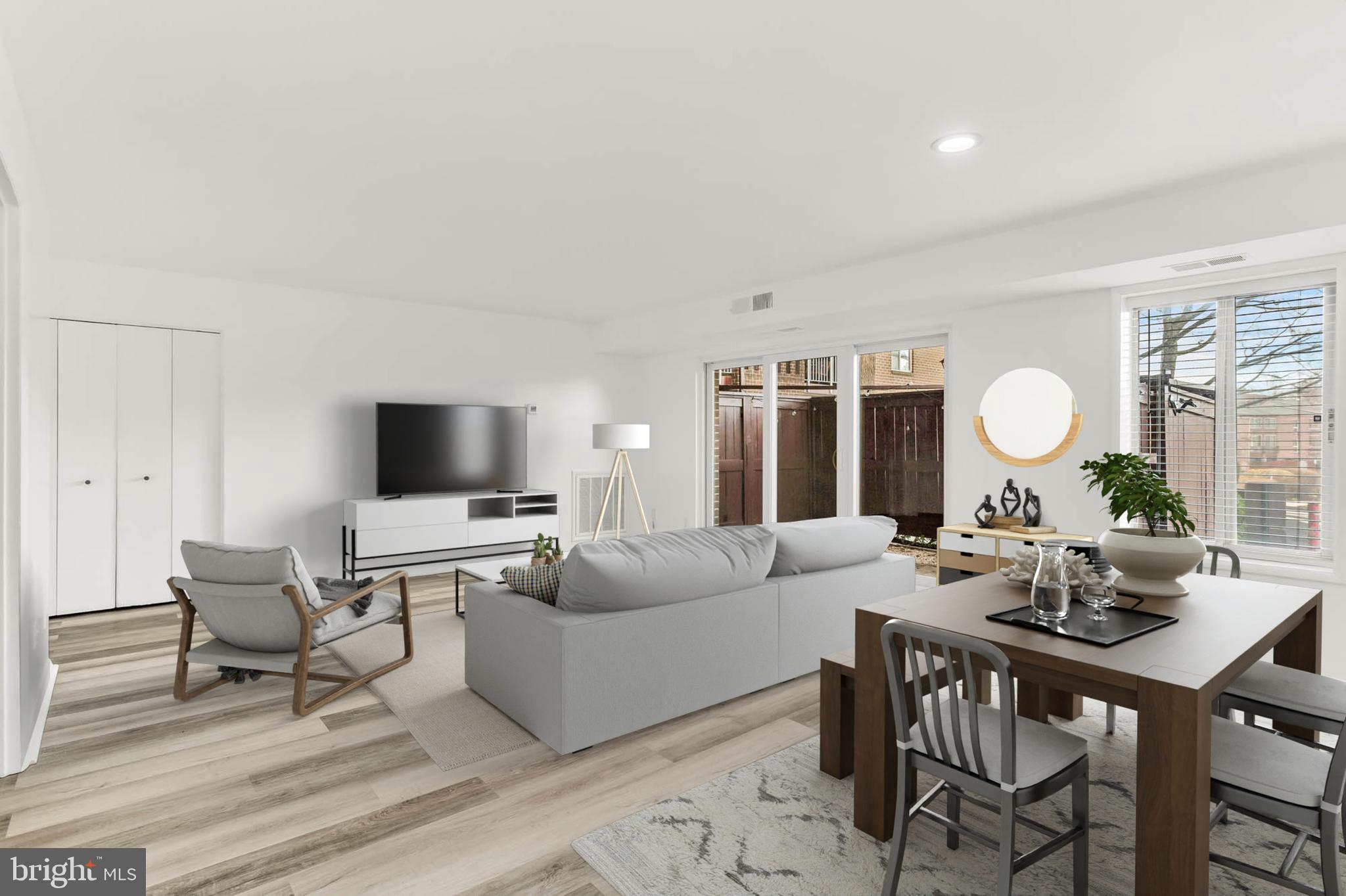 VILLAGE OF WILDE LAKE - Residential