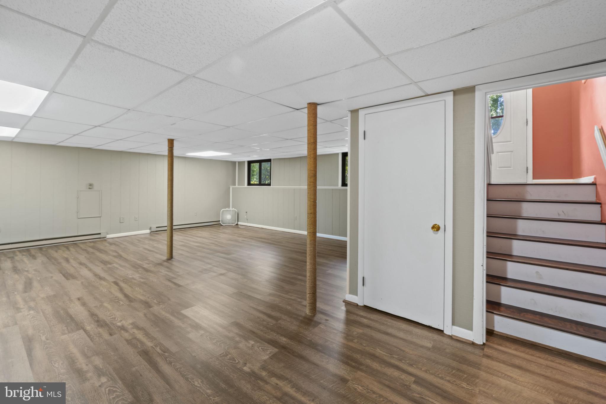 DIVIDING CREEK KNOLLS - Residential