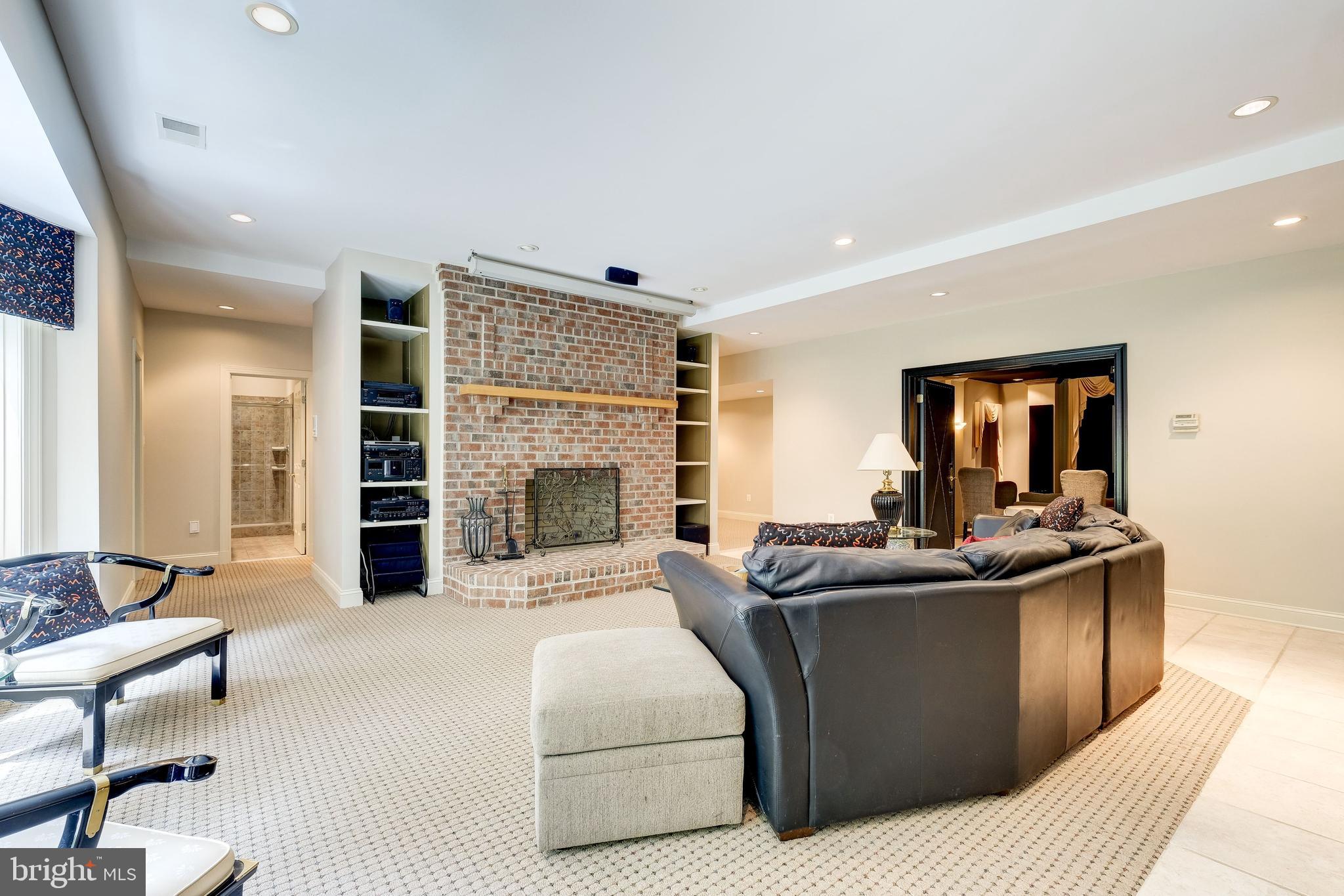 FOREST GLEN - Residential