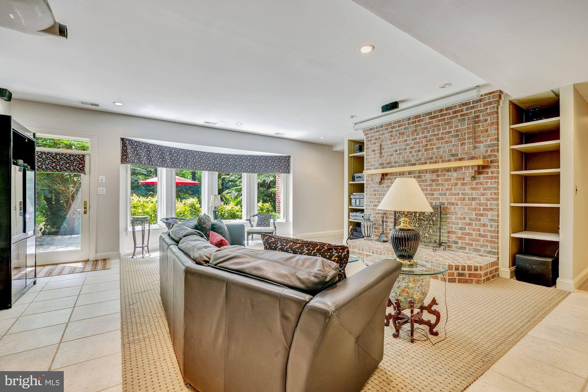 FOREST GLEN - Residential