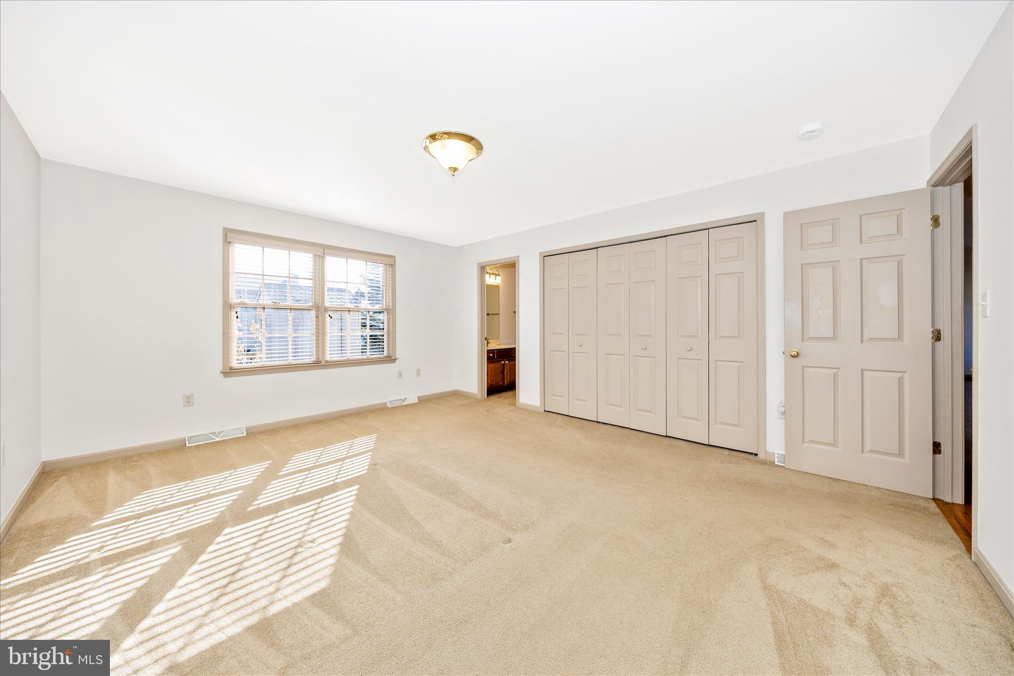 COLONIAL PARK EAST - Residential