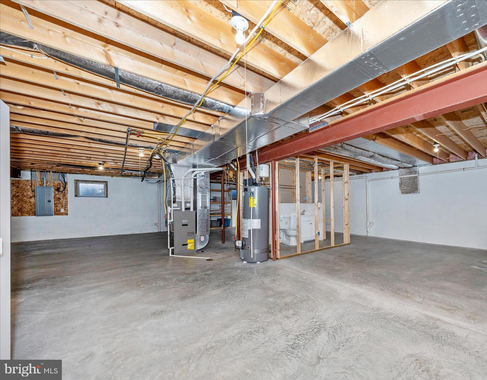 COLONIAL PARK EAST - Residential