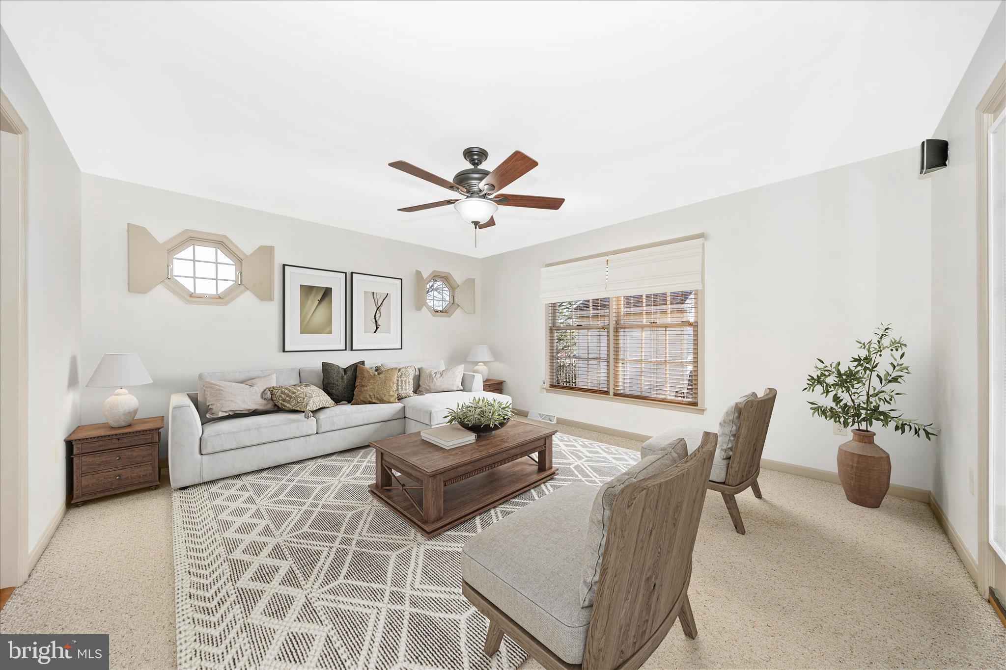 COLONIAL PARK EAST - Residential