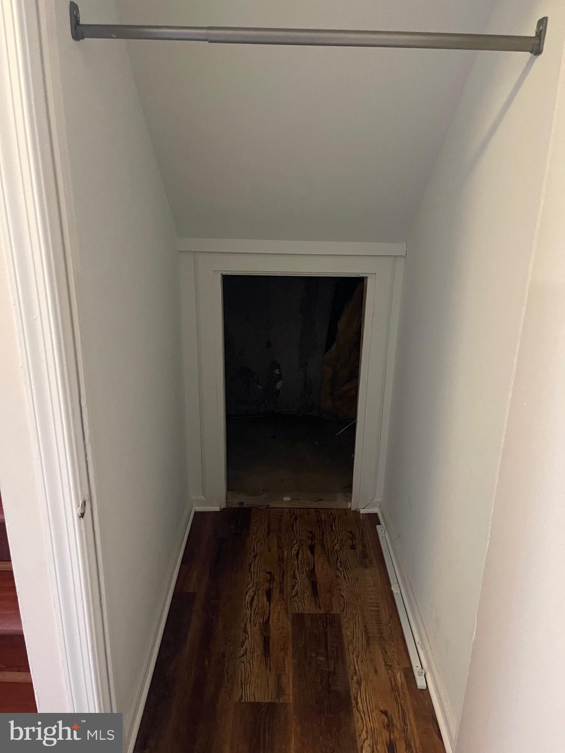 CROFTON VILLAGE - Residential Lease