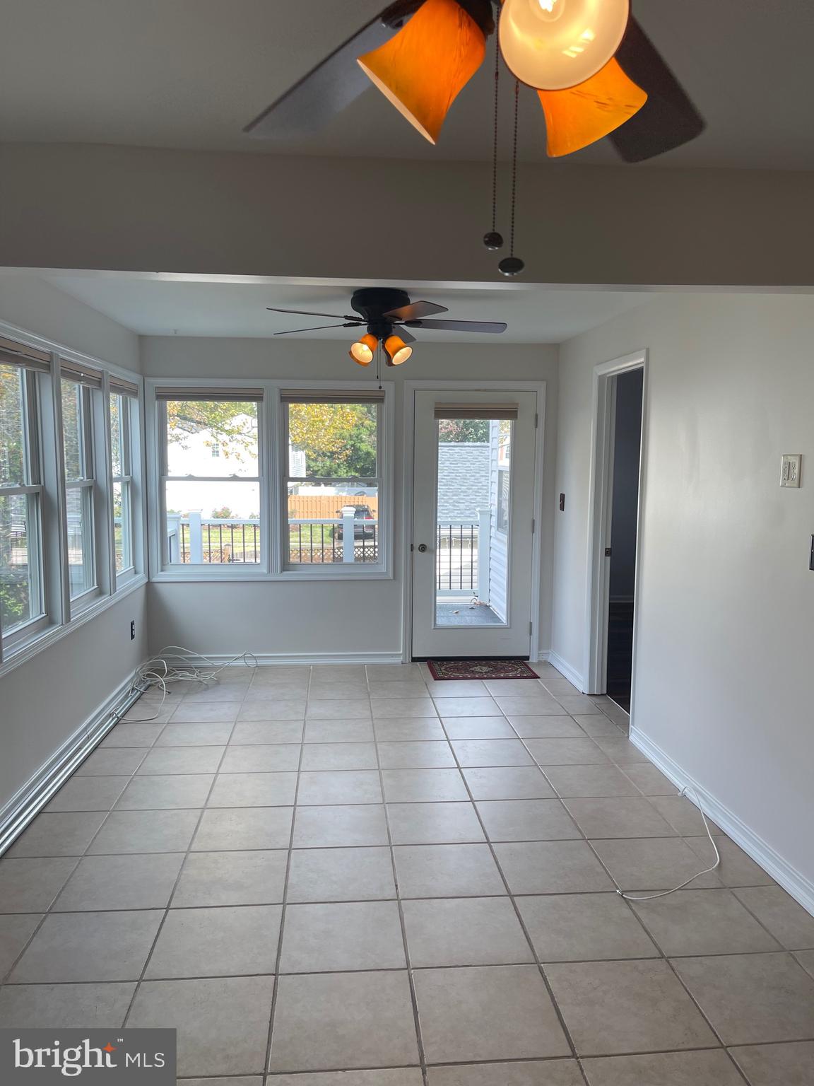 CROFTON VILLAGE - Residential Lease