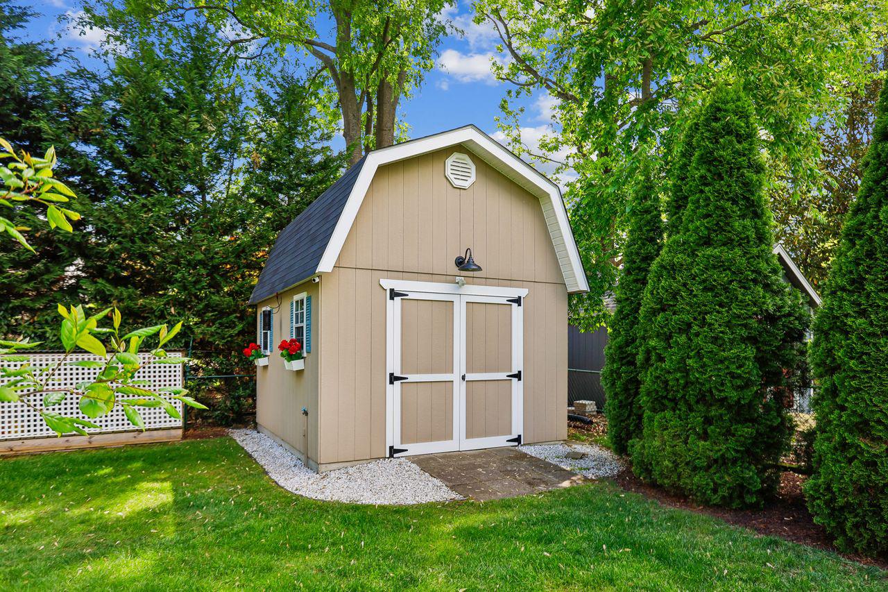 EASTPORT - Residential