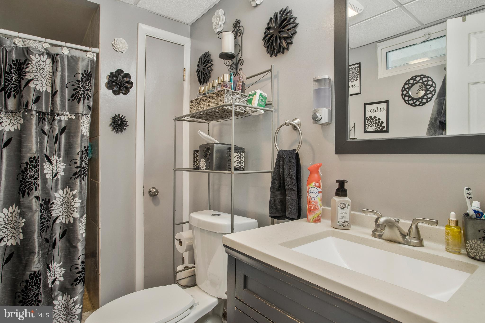 EDGE MEAD - Residential