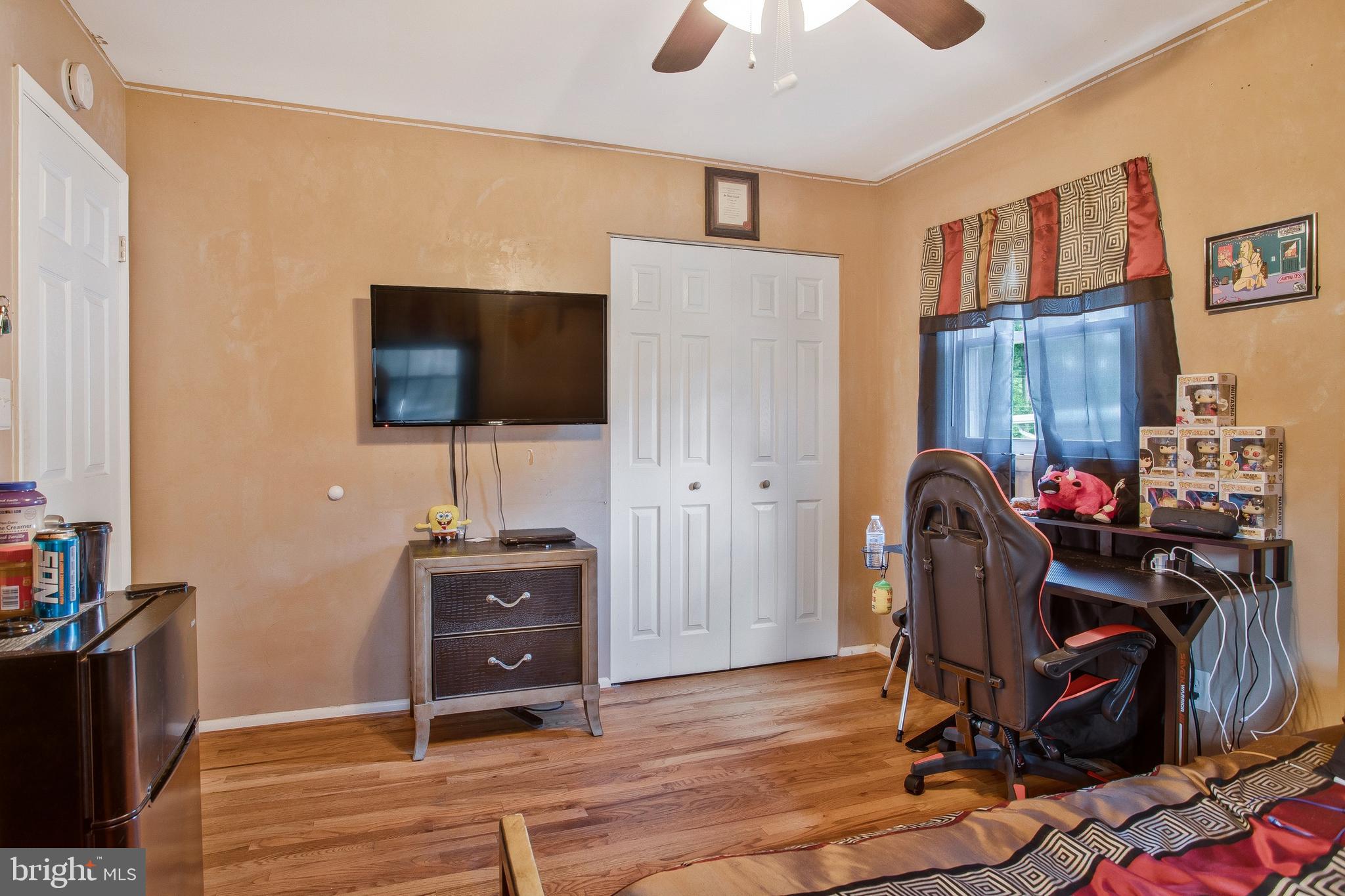 EDGE MEAD - Residential