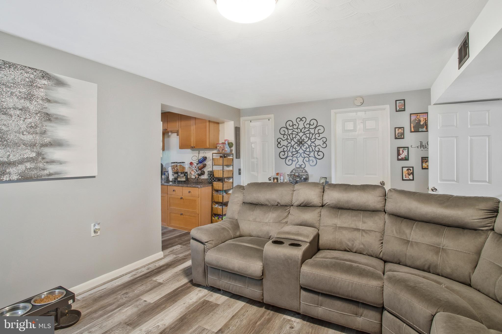 EDGE MEAD - Residential