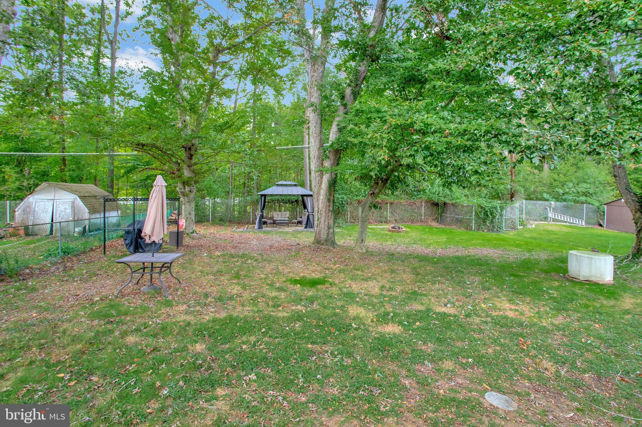 EDGE MEAD - Residential