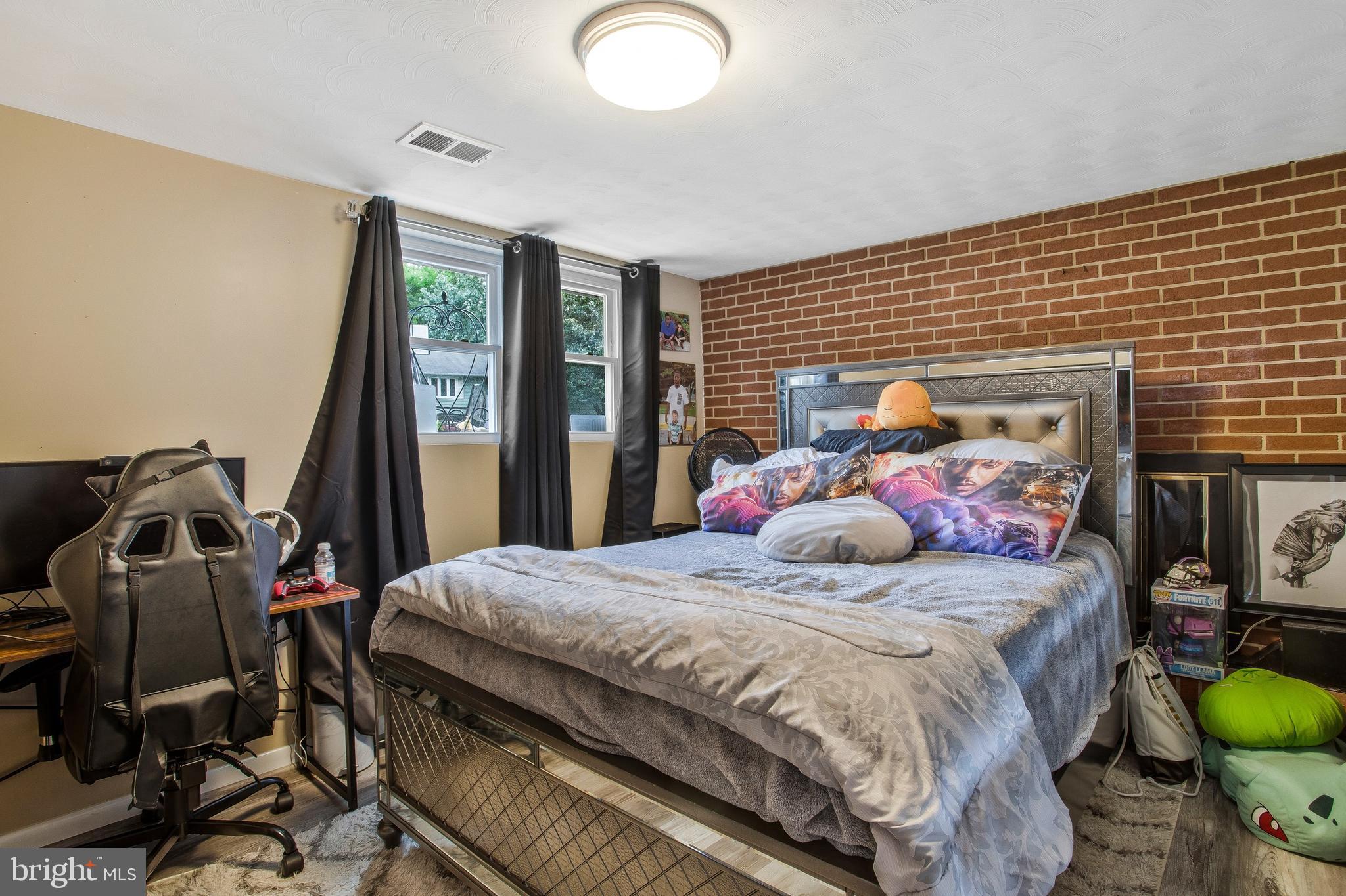 EDGE MEAD - Residential