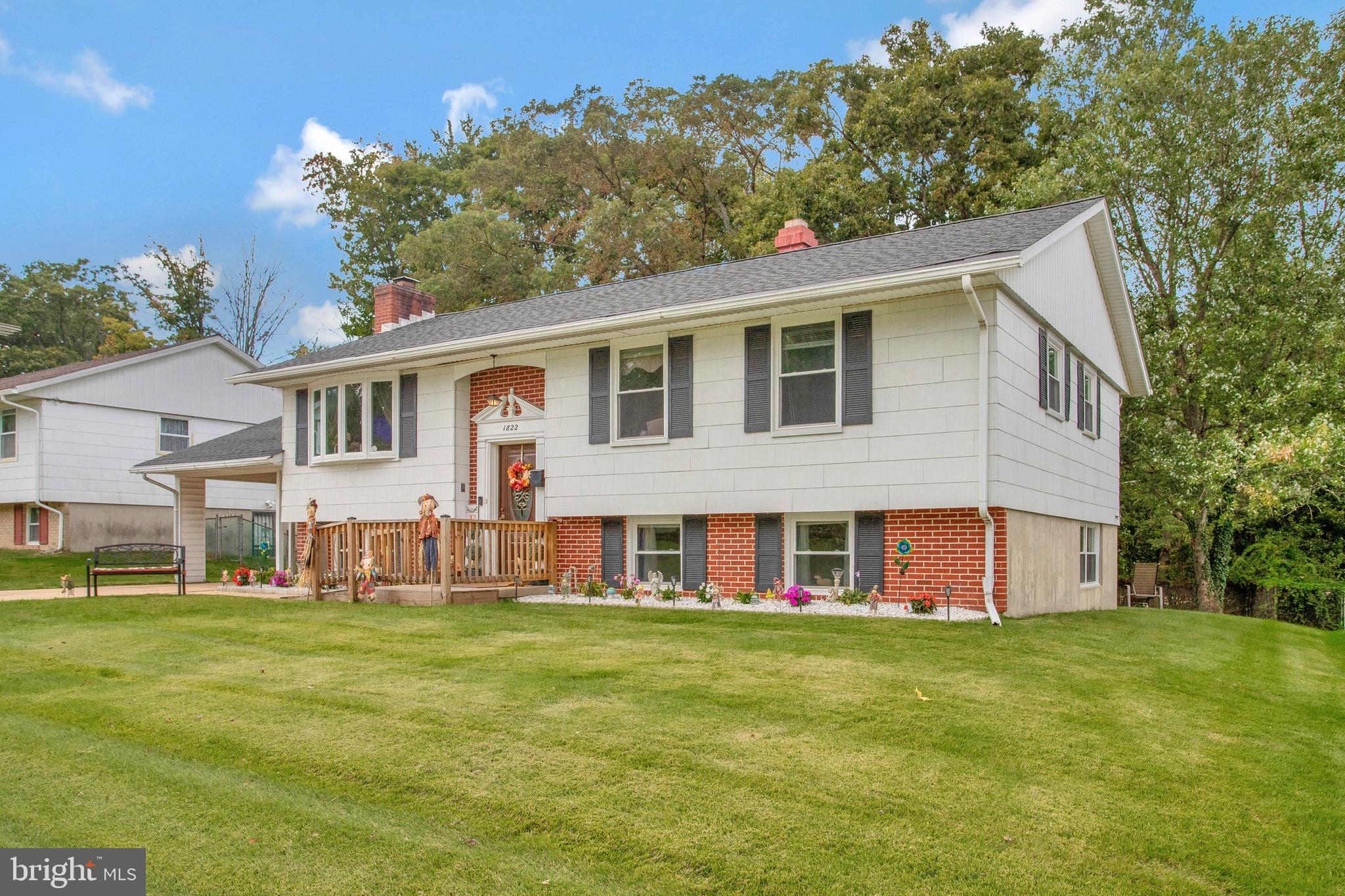 EDGE MEAD - Residential