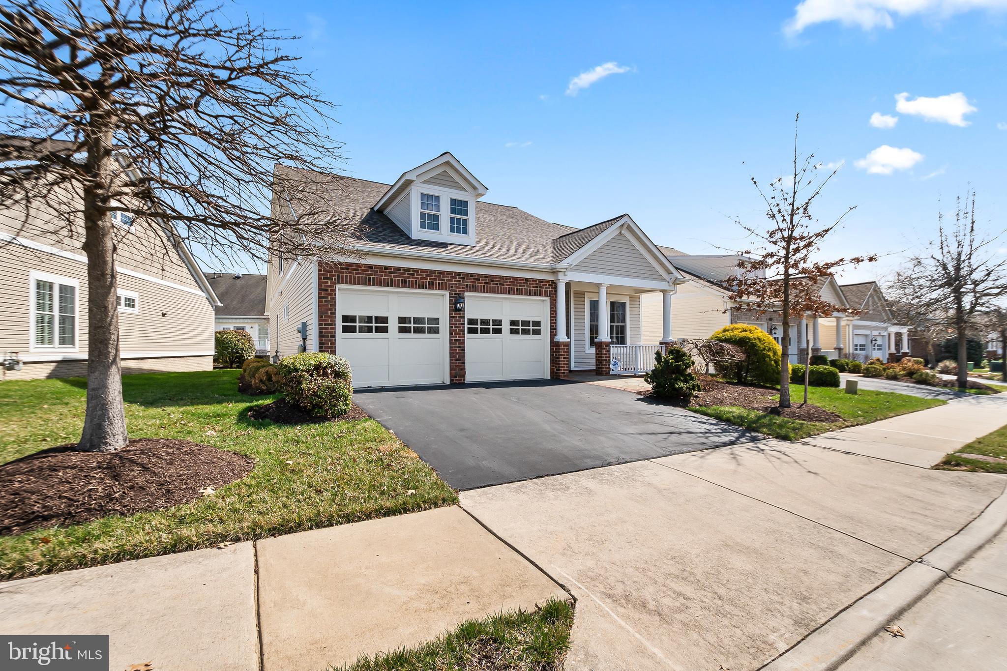 8911 PERIWINKLE BLUE COURT