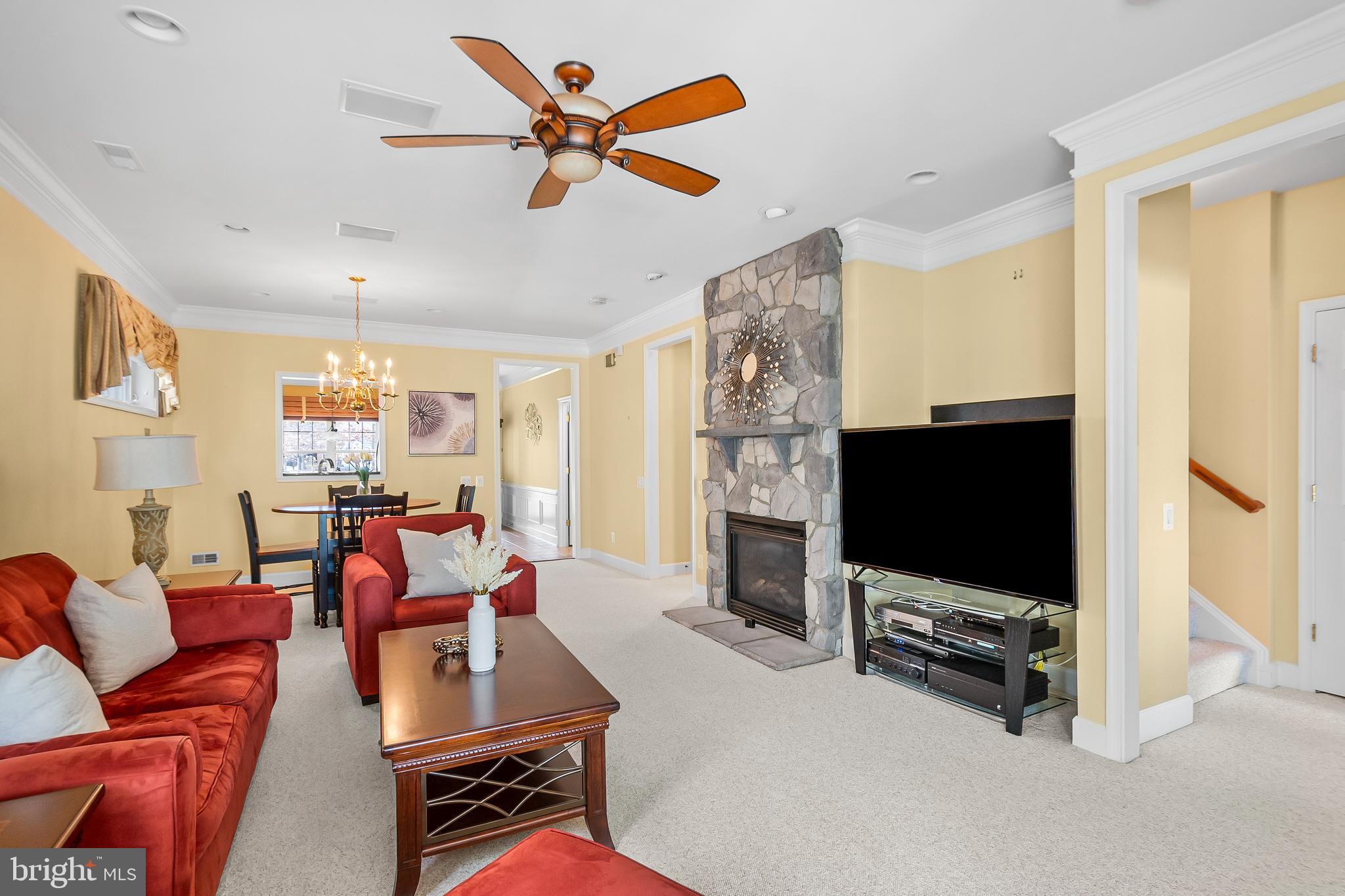 SPRING HILL - Residential