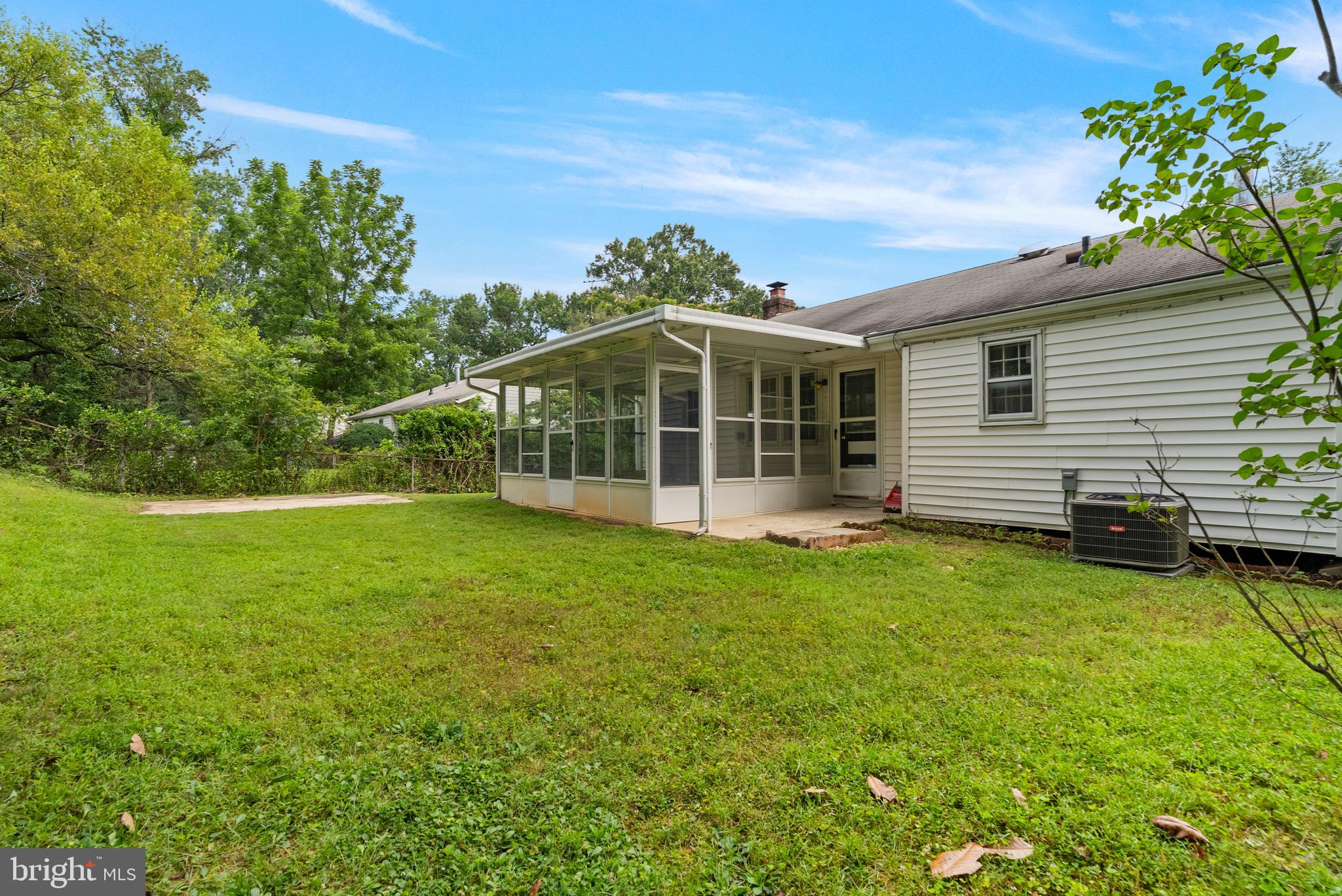 REGENCY ESTATES - Residential Lease