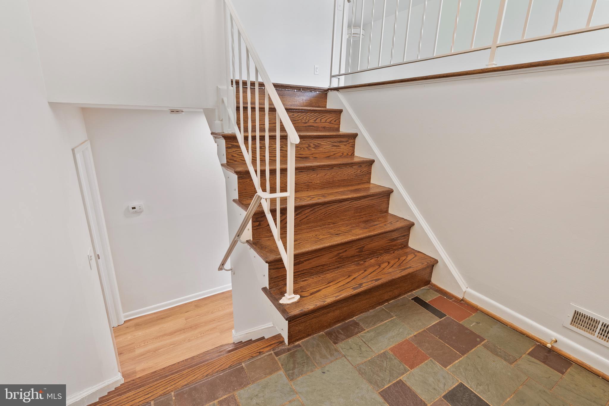 REGENCY ESTATES - Residential Lease