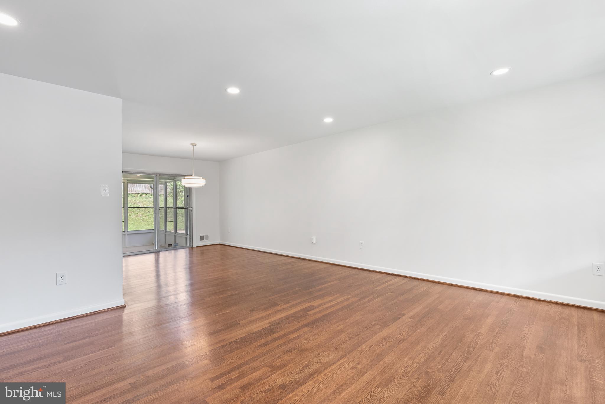 REGENCY ESTATES - Residential Lease