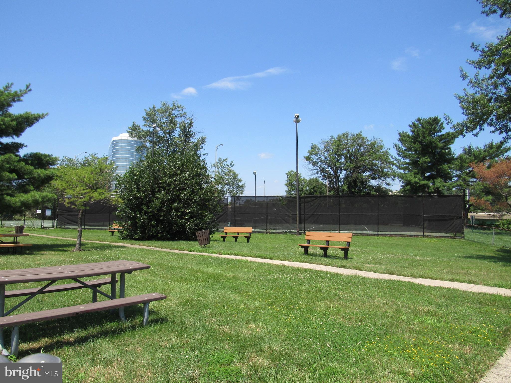 PARC EAST - Residential Lease