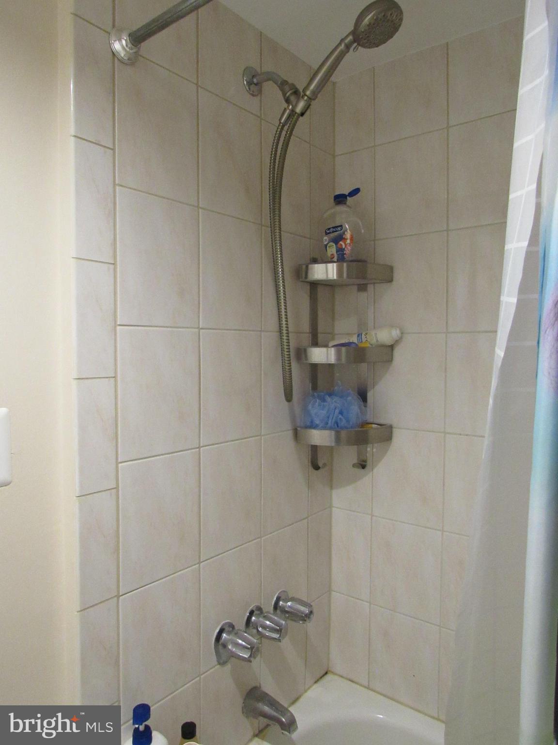 PARC EAST - Residential Lease