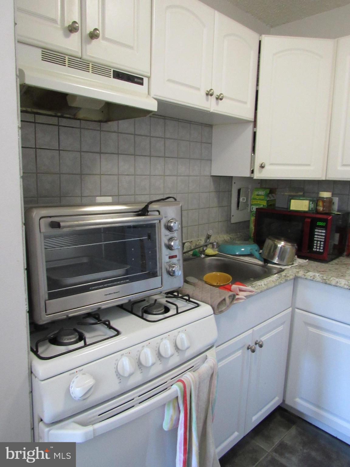 PARC EAST - Residential Lease