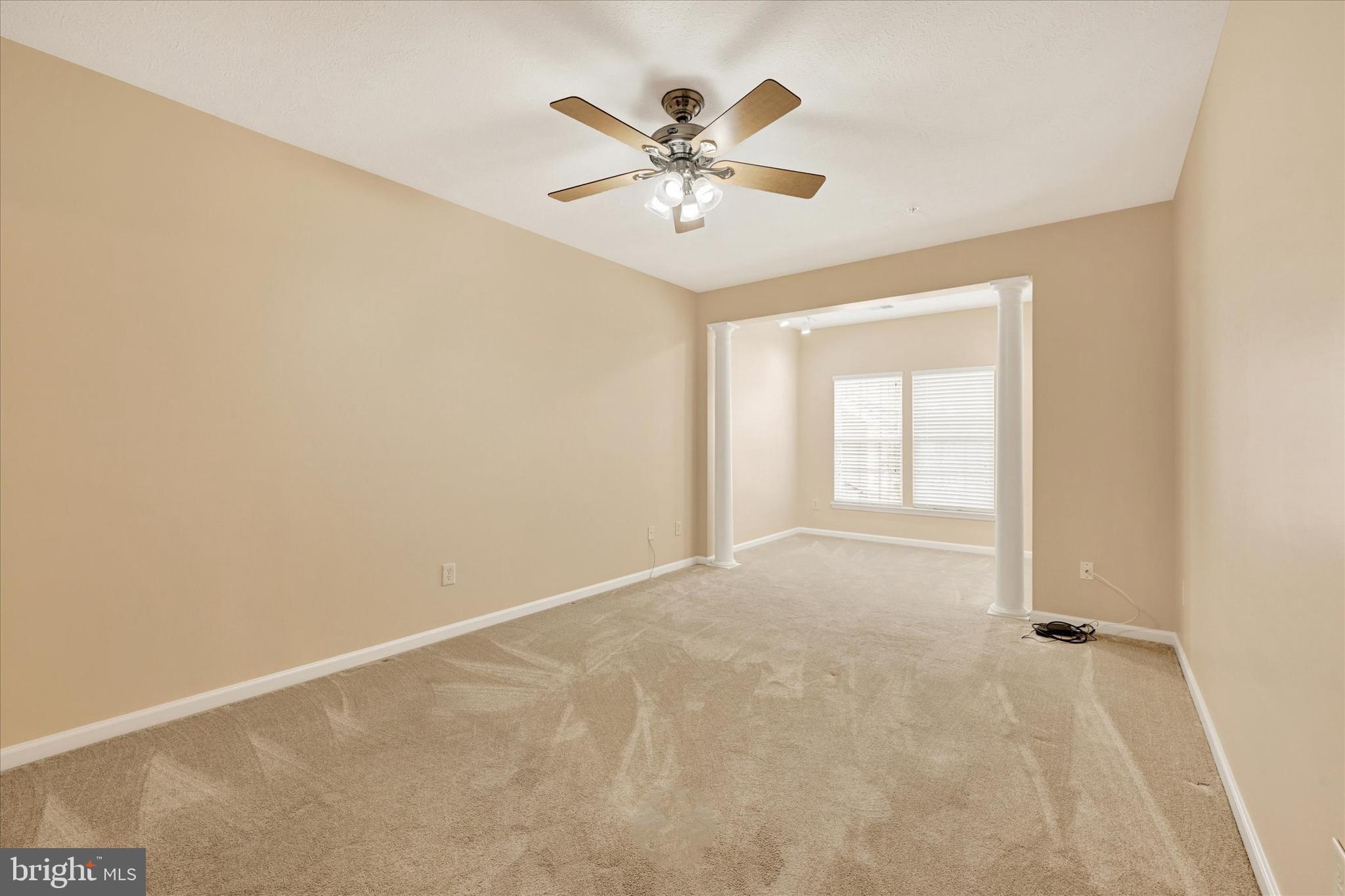 WINDSOR AT PERRY HALL FARMS - Residential