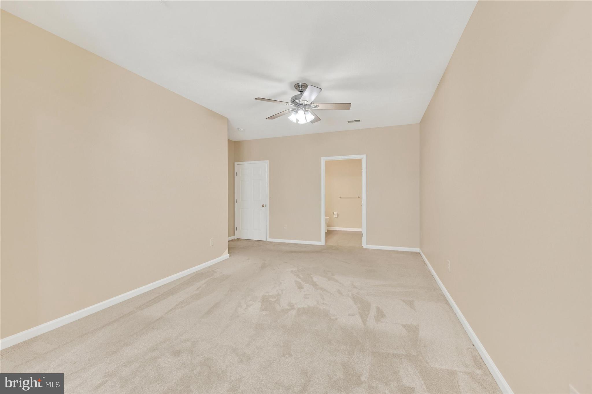 WINDSOR AT PERRY HALL FARMS - Residential