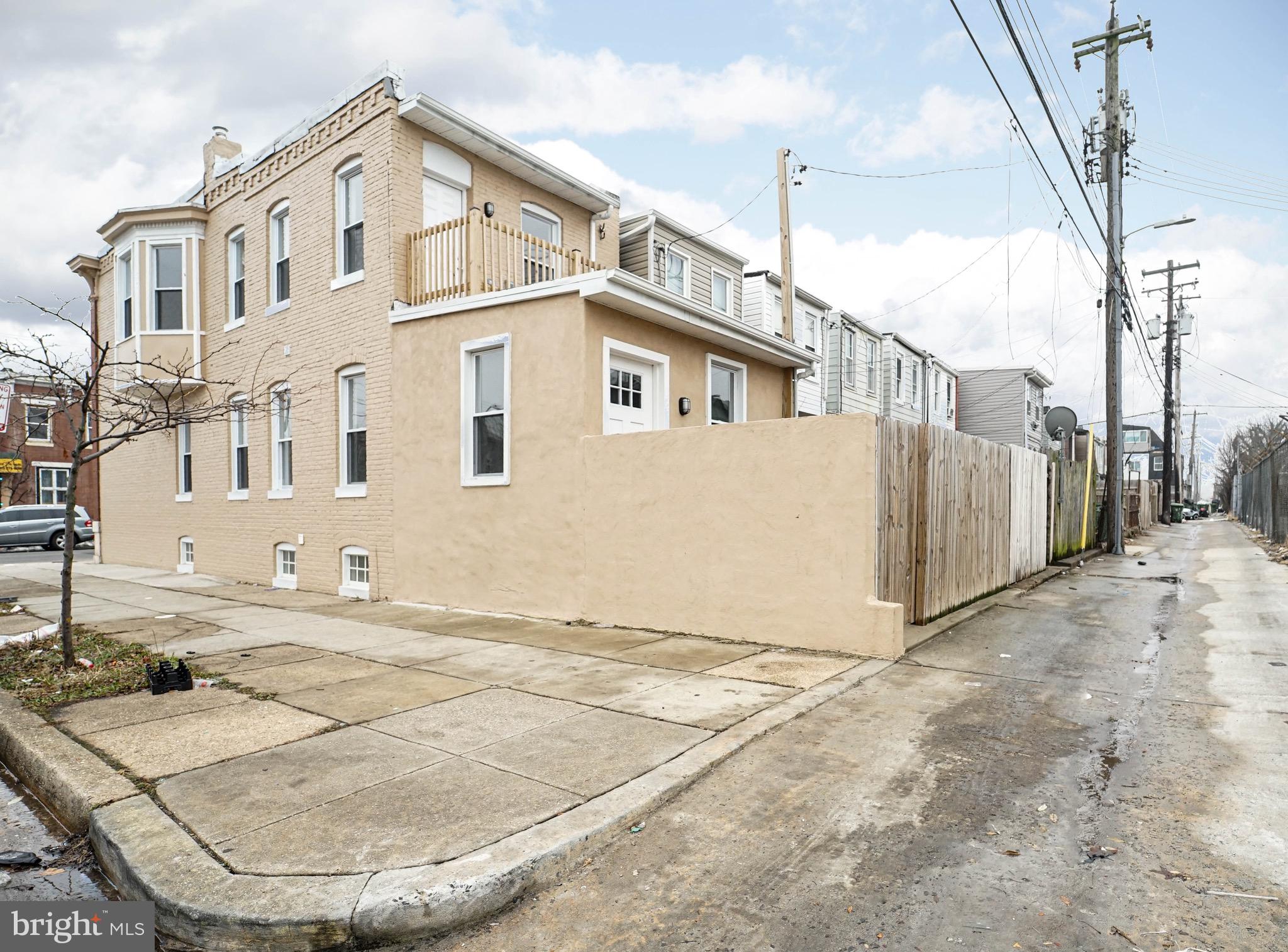 ELWOOD PARK - Residential