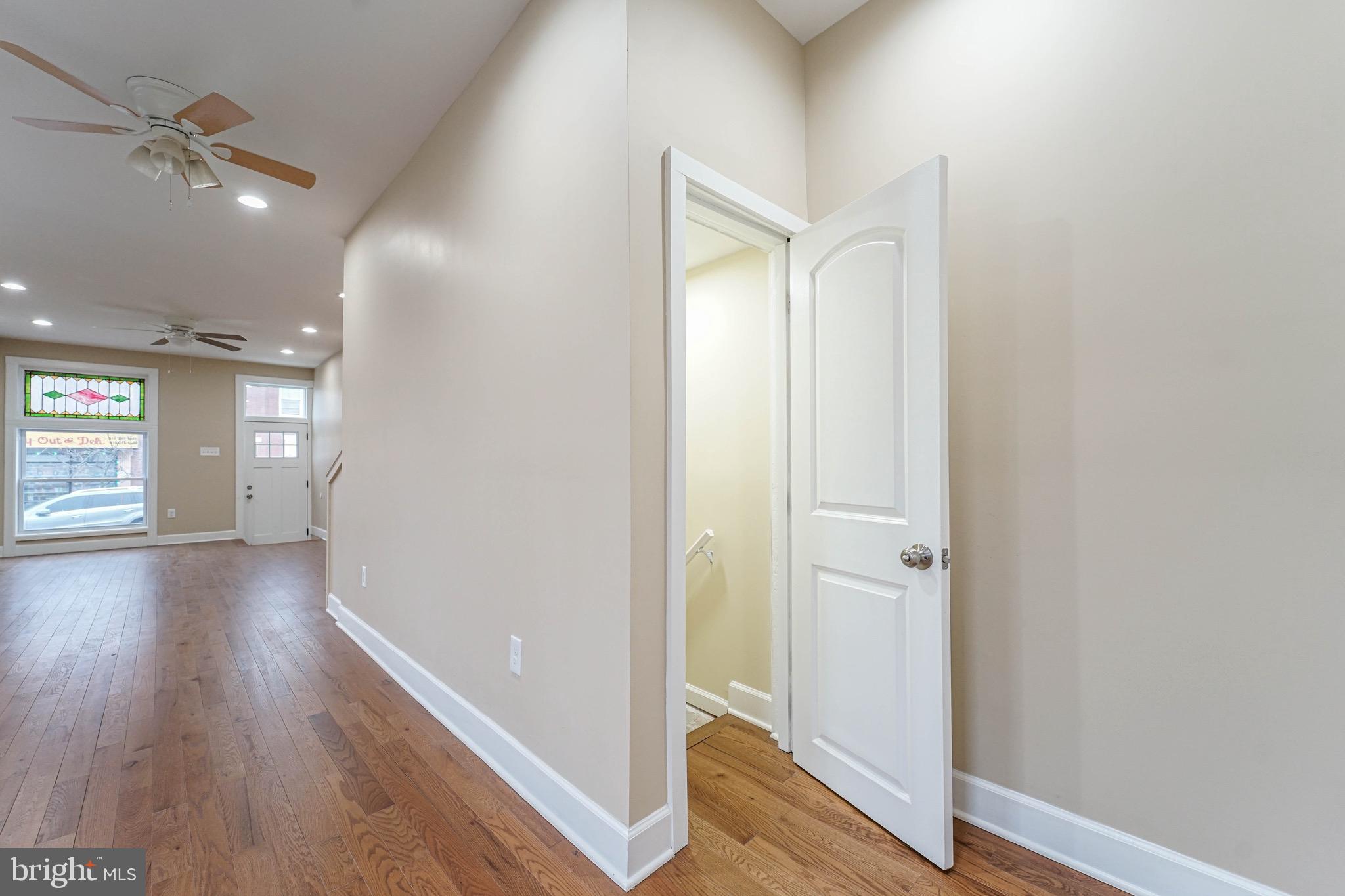 ELWOOD PARK - Residential