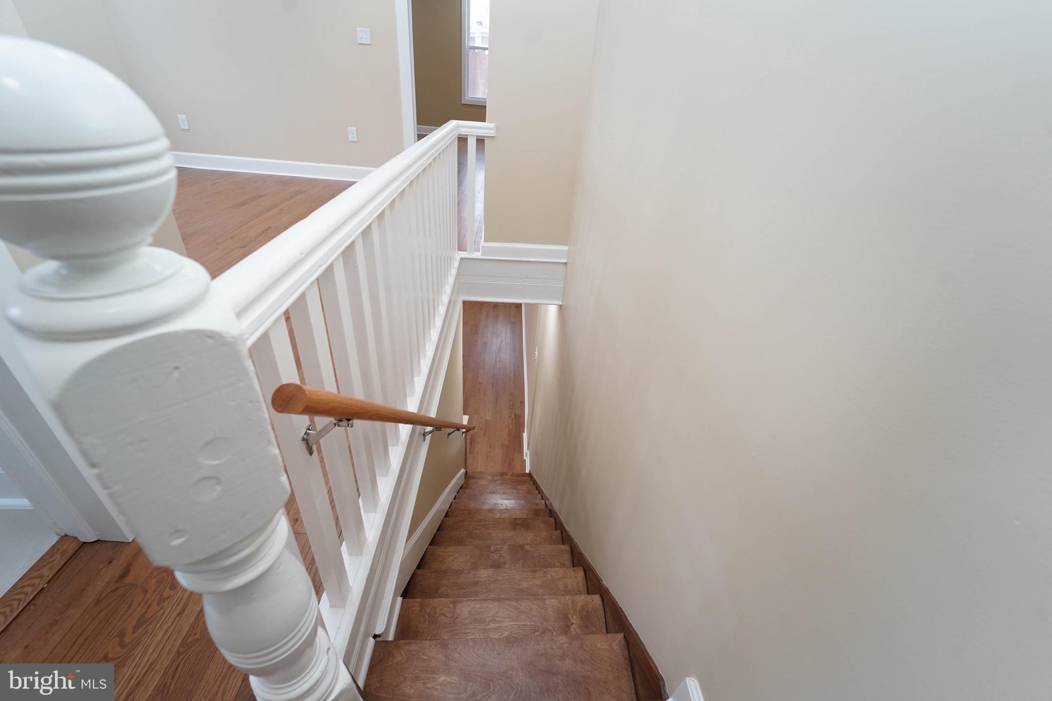 ELWOOD PARK - Residential