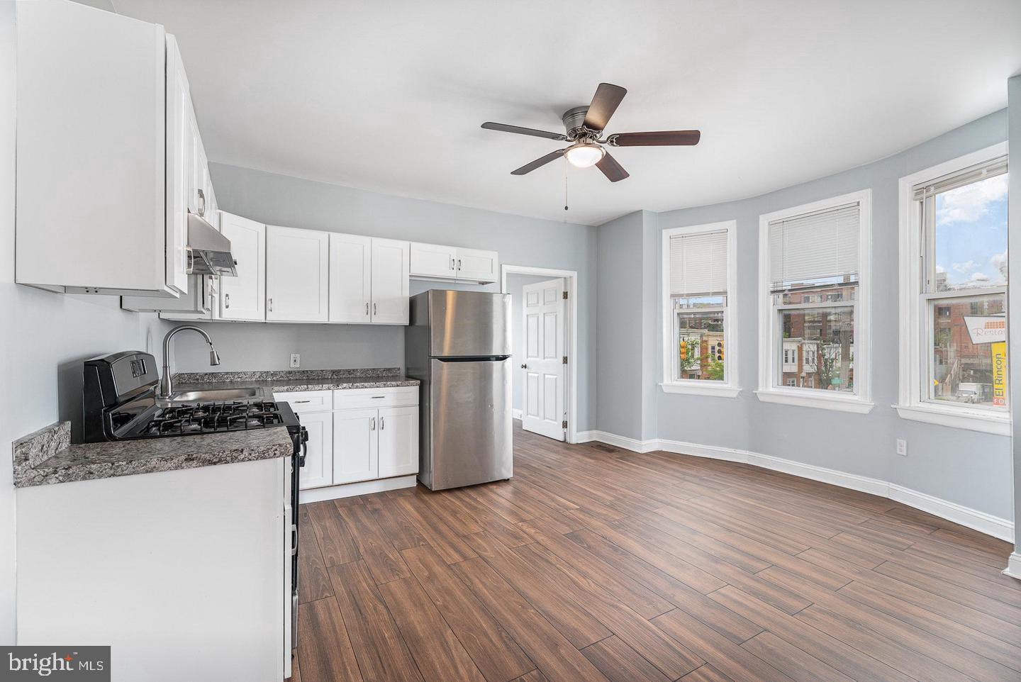 GREEKTOWN - Residential Lease