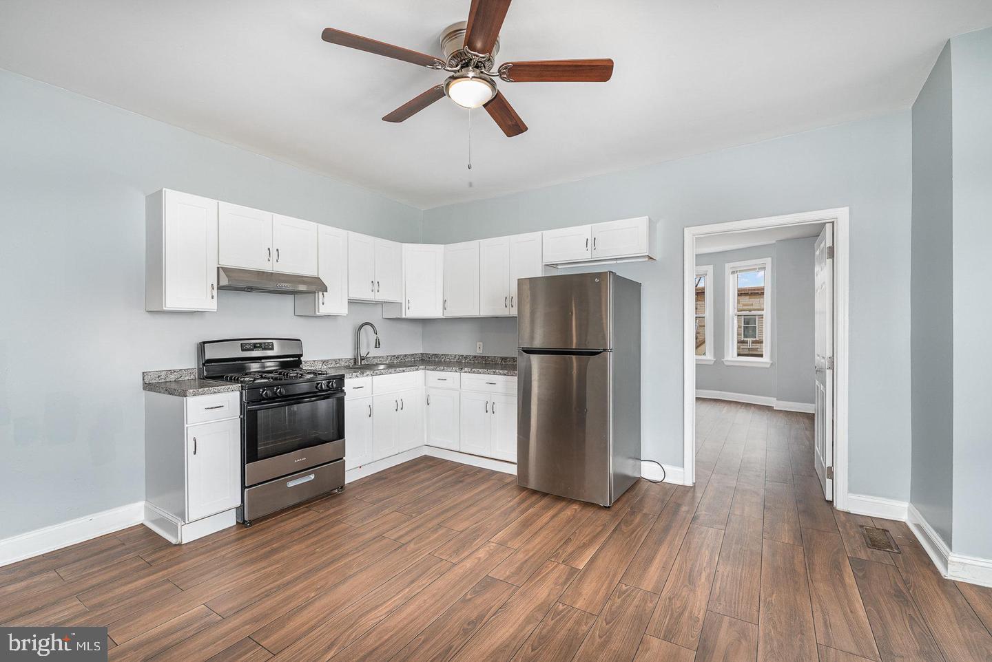 GREEKTOWN - Residential Lease