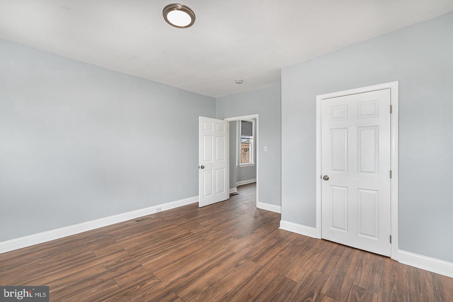 GREEKTOWN - Residential Lease