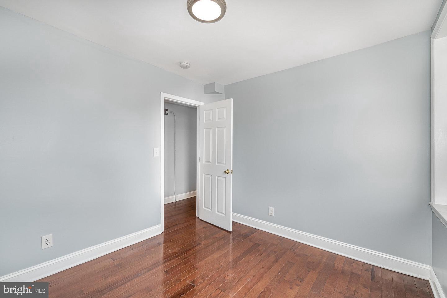 GREEKTOWN - Residential Lease