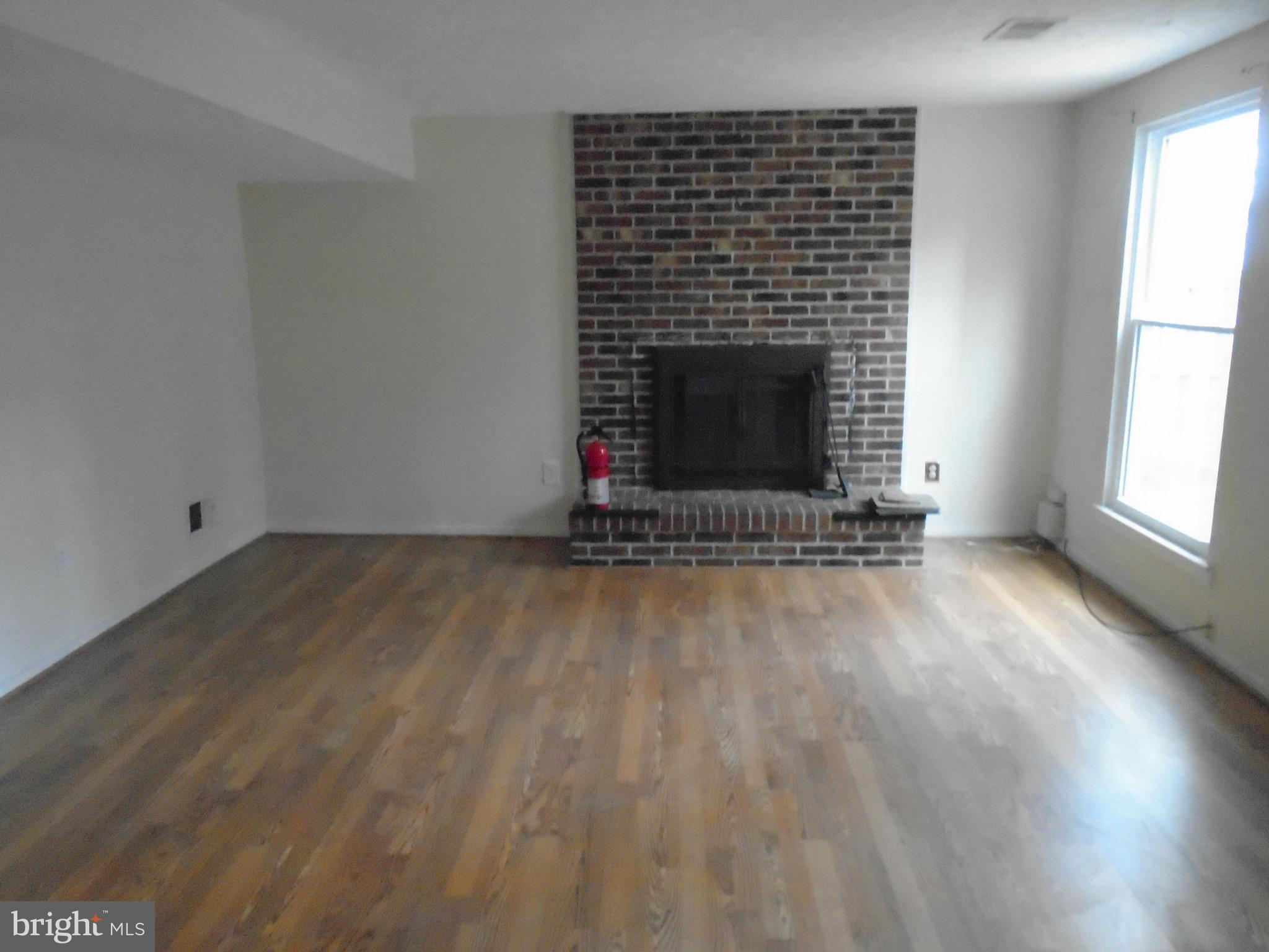 MONTCLAIR - Residential Lease