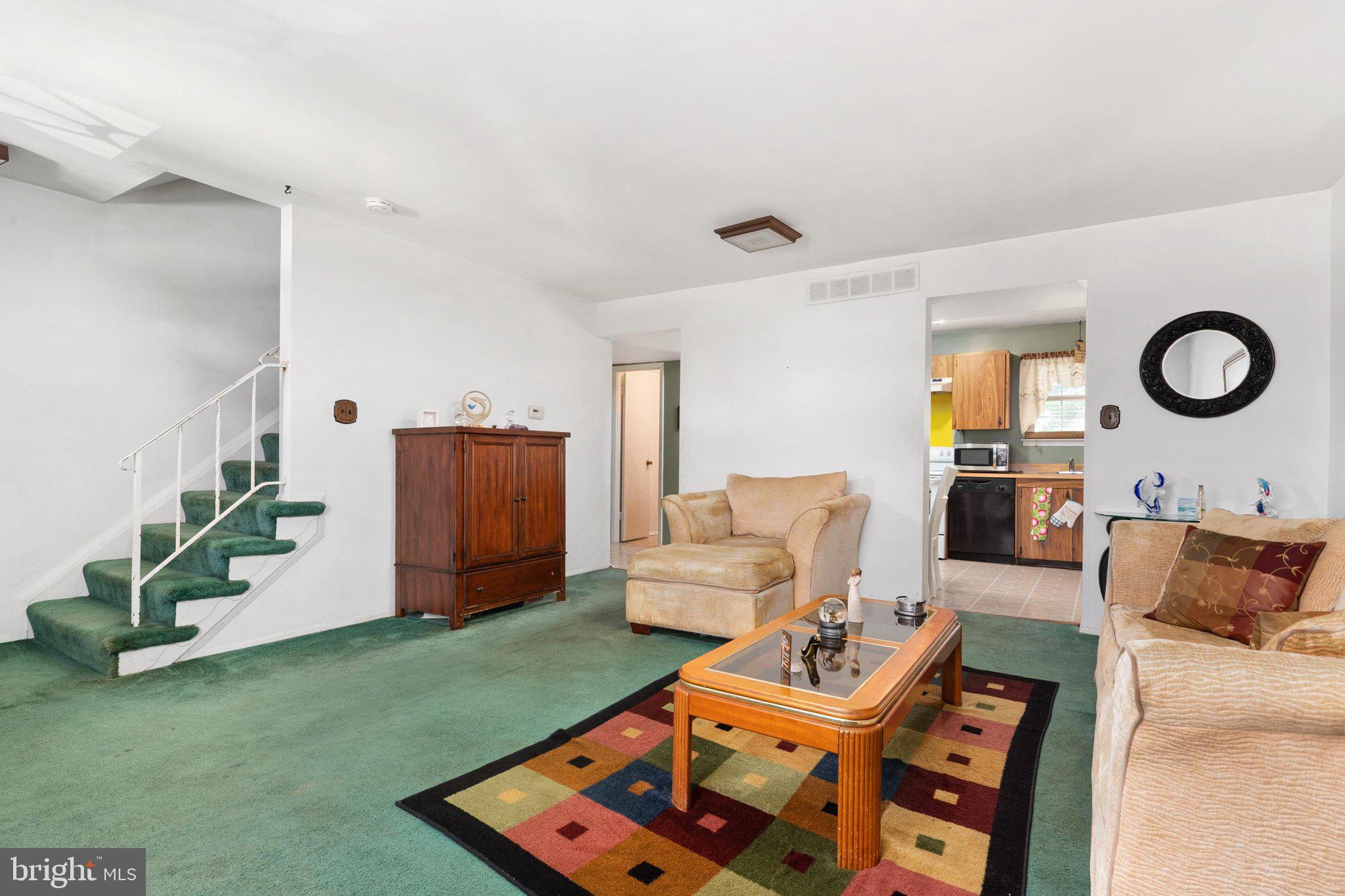 457 LONG TOWNE COURT